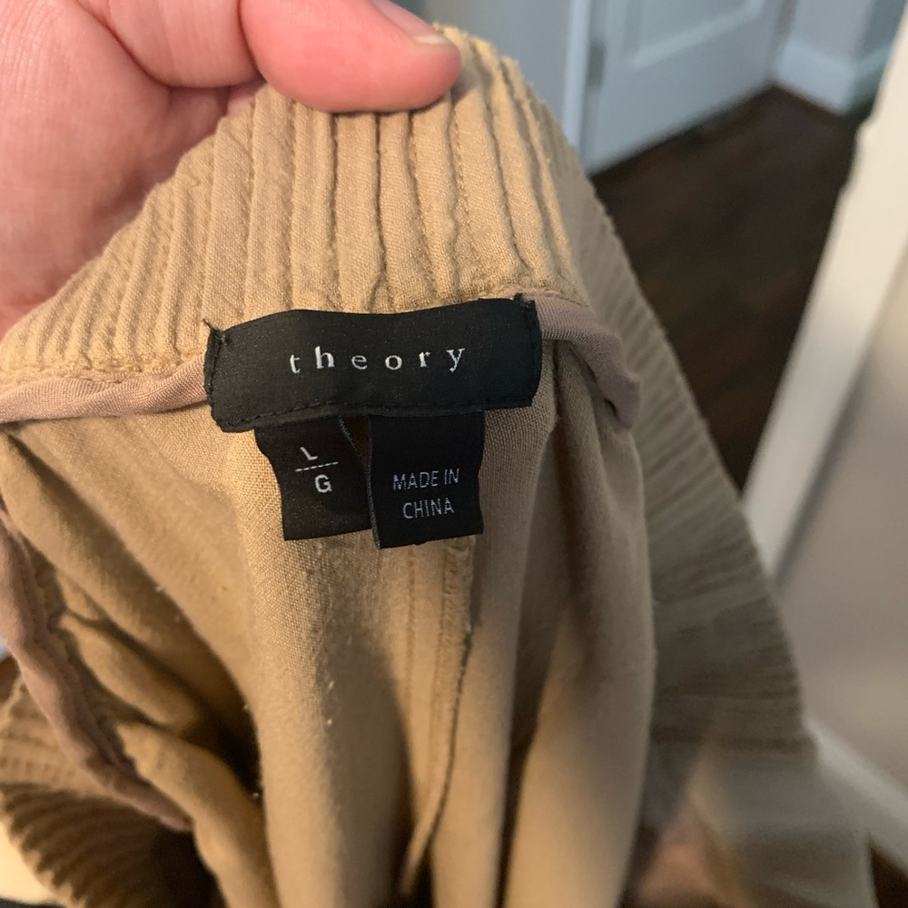 Pants - Picture 2 of 3
